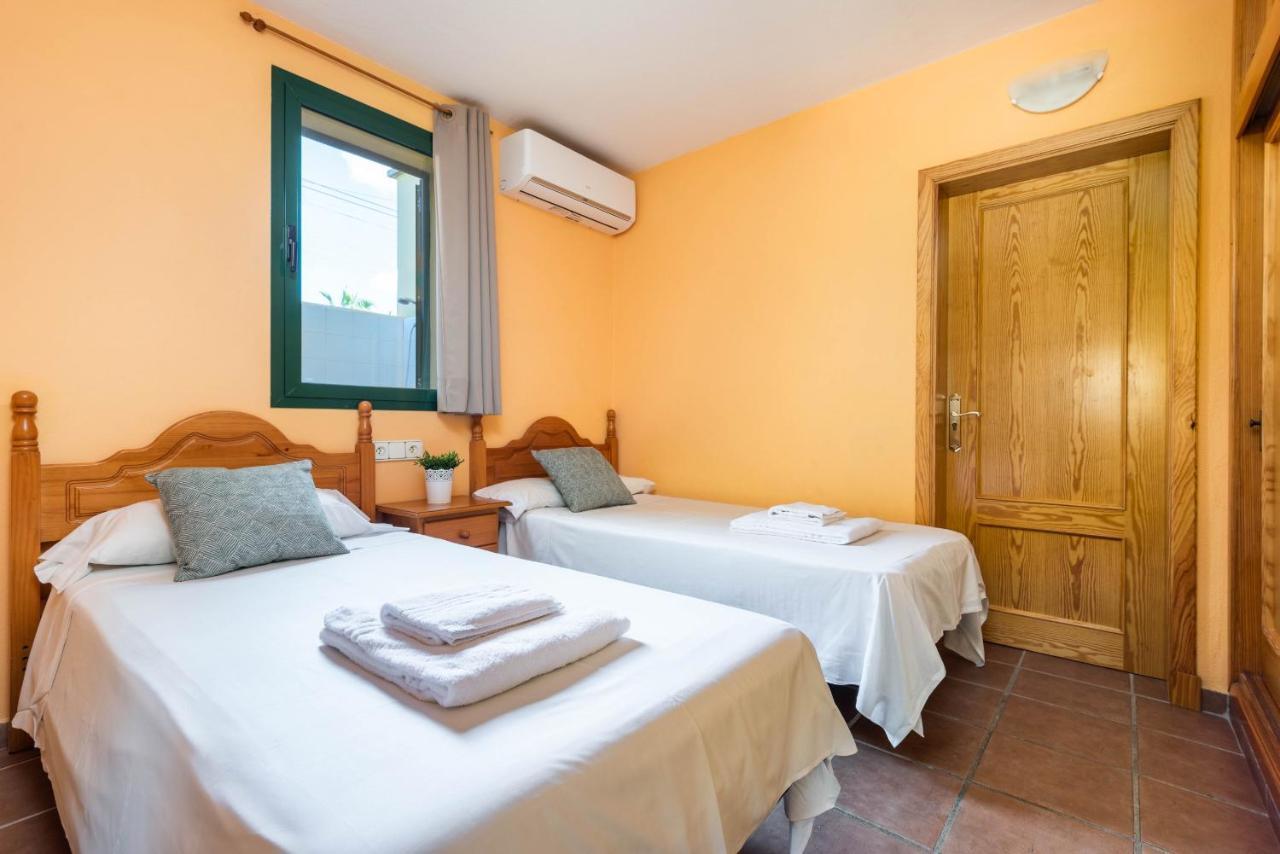 Apartamentos Punta Prima By Escapehome Екстер'єр фото